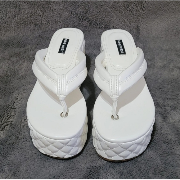 Nine West Newya White Slip On Rounded Open Toe Platform Wedge Sandal Size 7M - Picture 11 of 11